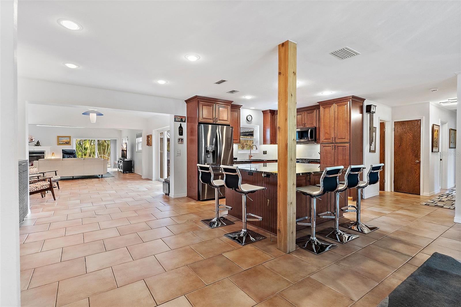 219 57TH AVE S, ST PETERSBURG, FL, 33705
