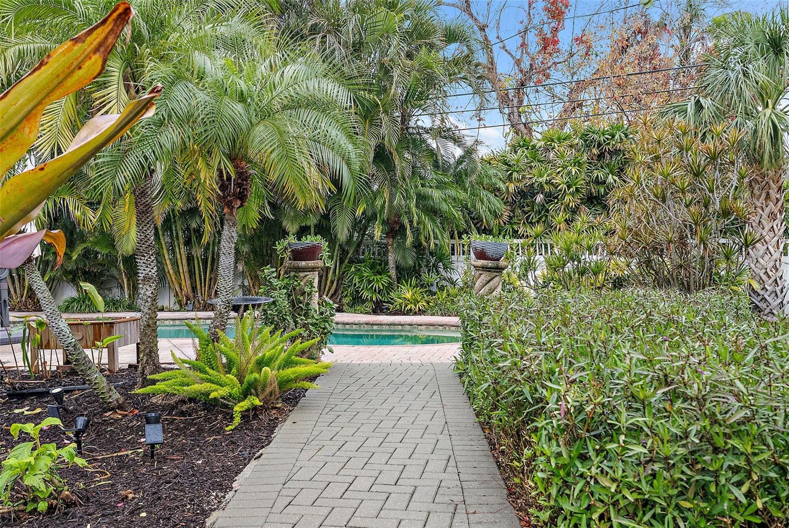 219 57TH AVE S, ST PETERSBURG, FL, 33705
