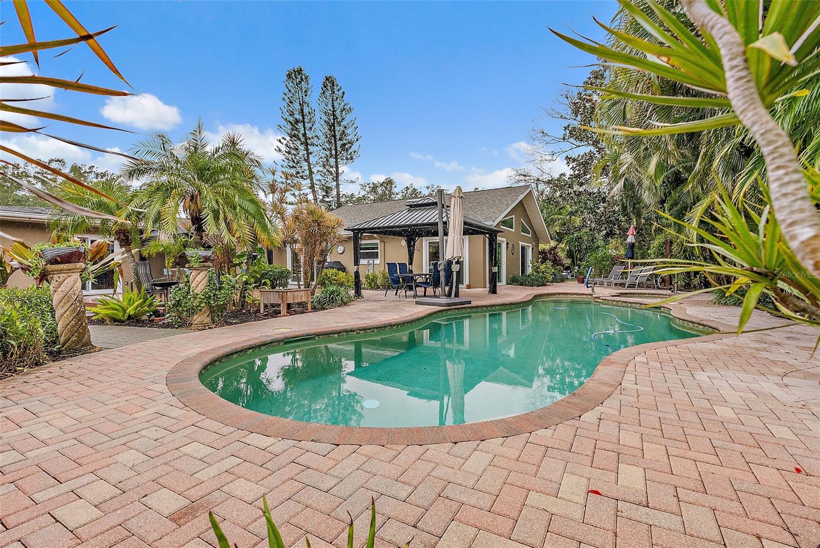 219 57TH AVE S, ST PETERSBURG, FL, 33705