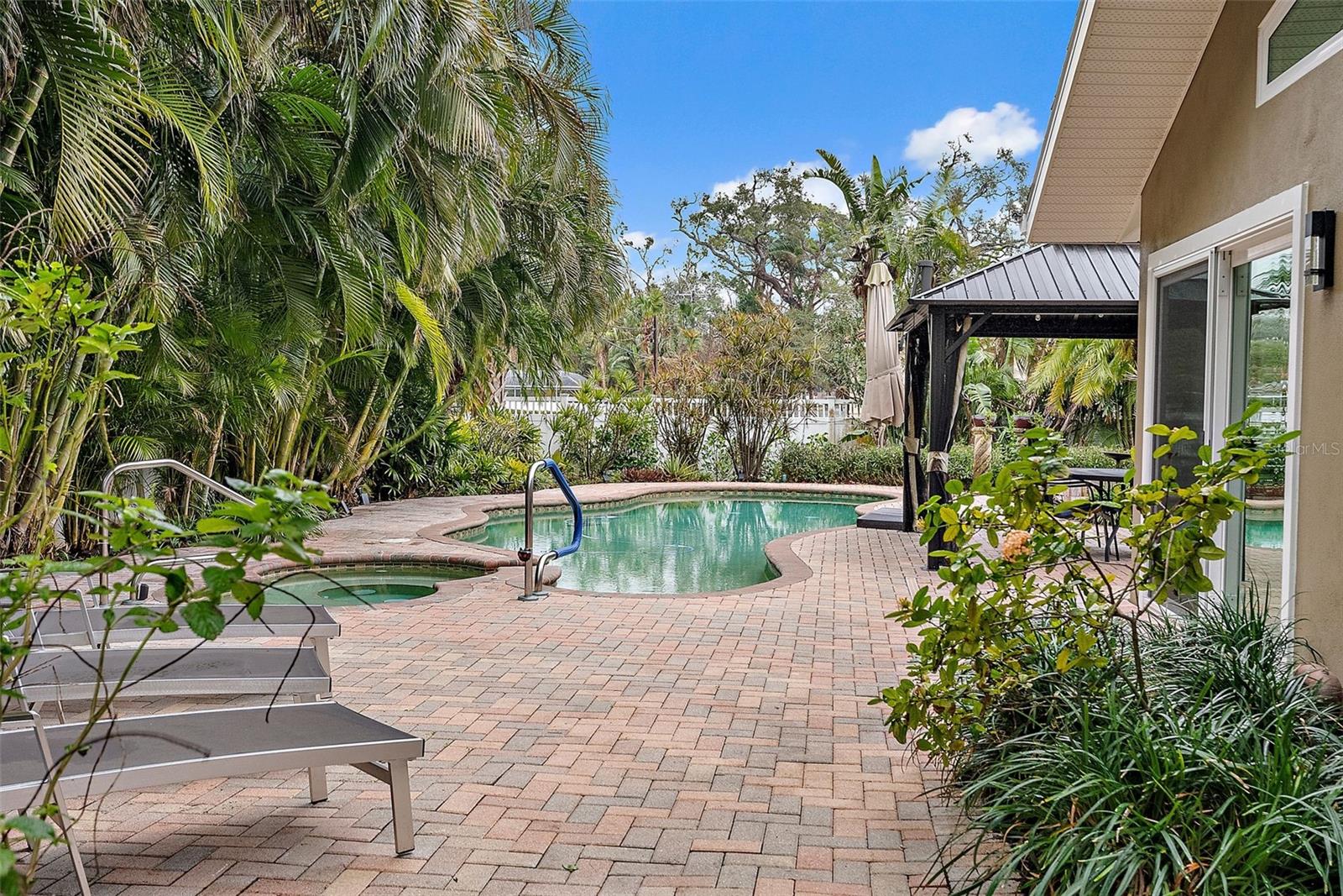 219 57TH AVE S, ST PETERSBURG, FL, 33705