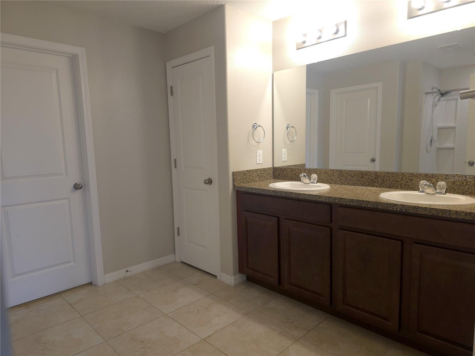 10633 STANDING STONE DR, WIMAUMA, FL, 33598