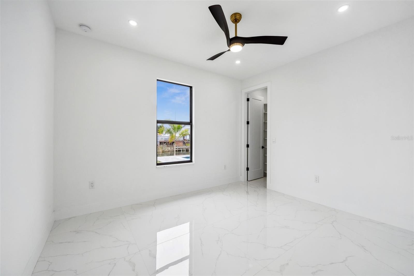 1134 SW 31ST TER, CAPE CORAL, FL, 33914