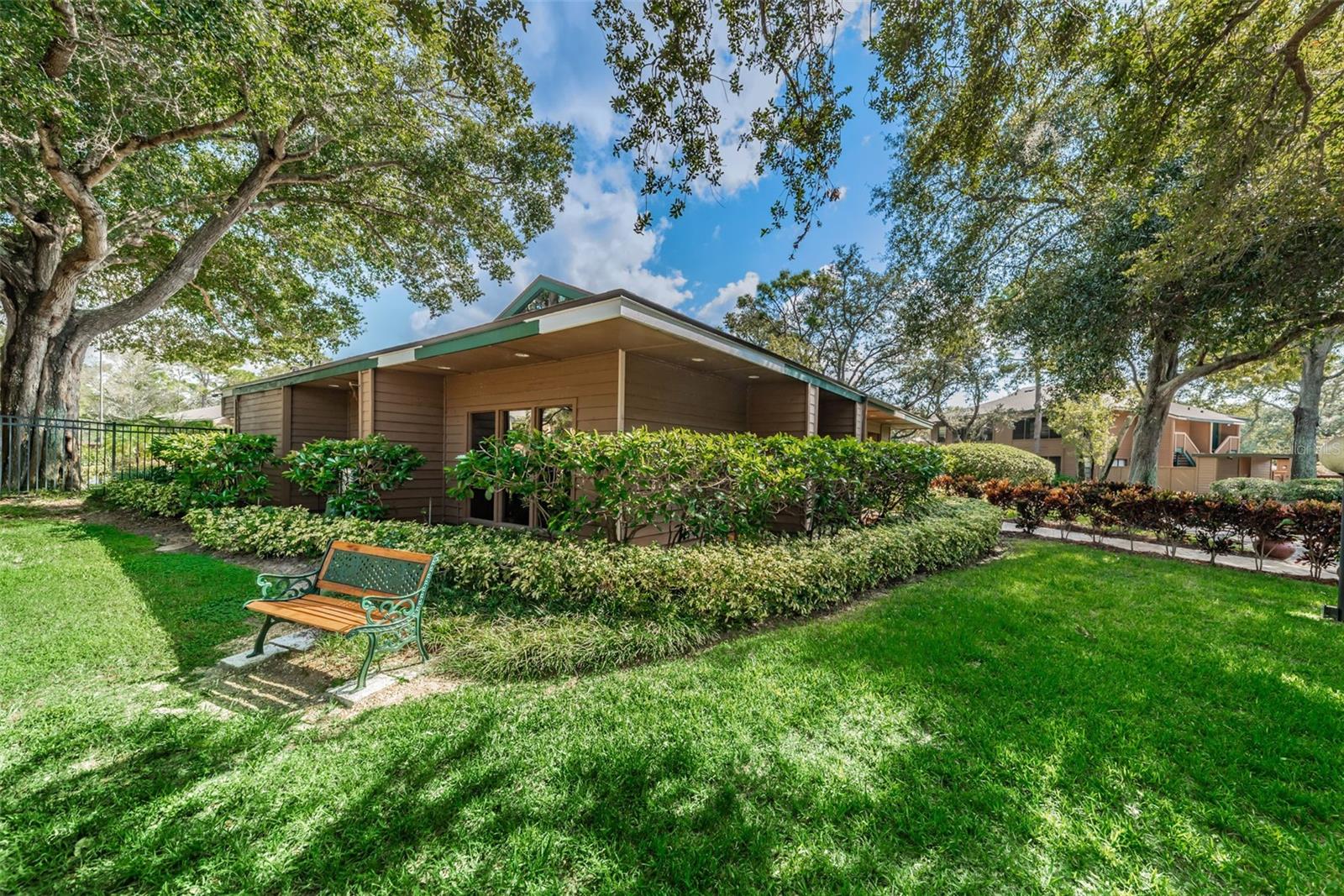 204 LENNOX RD W, PALM HARBOR, FL, 34683