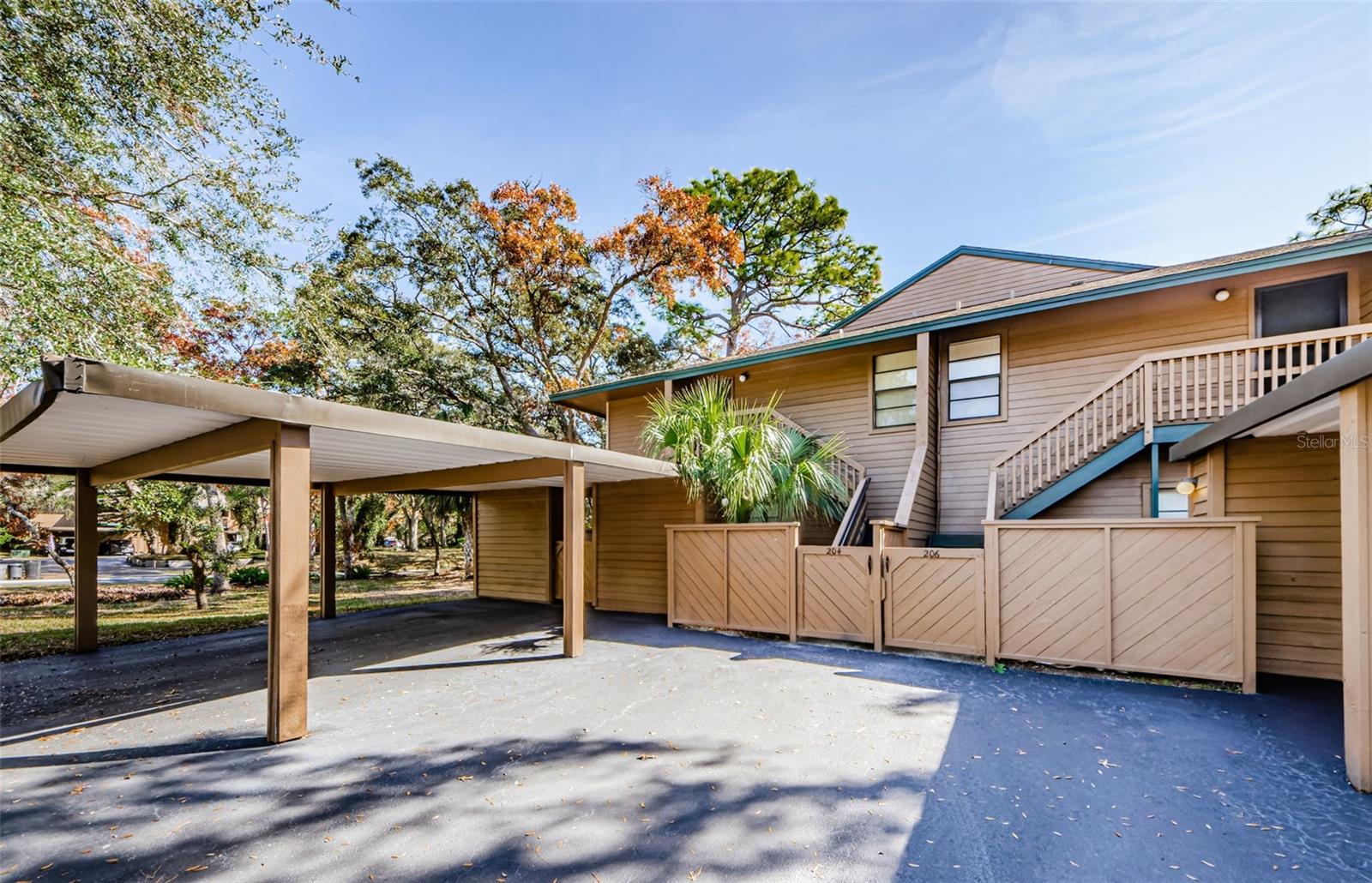 204 LENNOX RD W, PALM HARBOR, FL, 34683