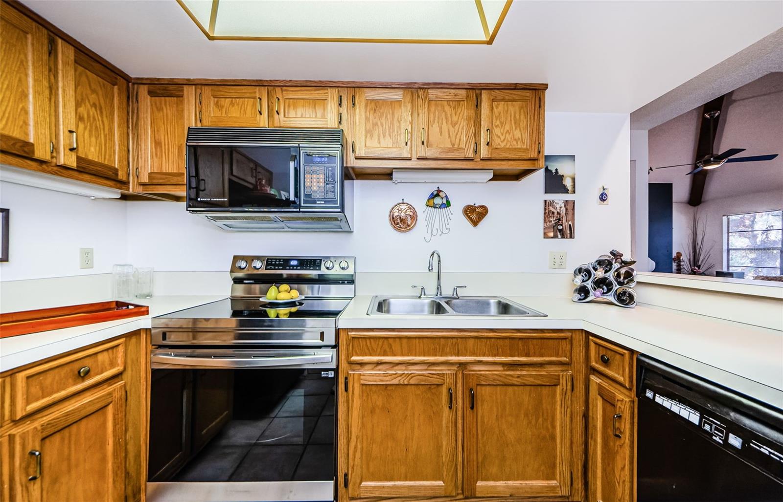 204 LENNOX RD W, PALM HARBOR, FL, 34683