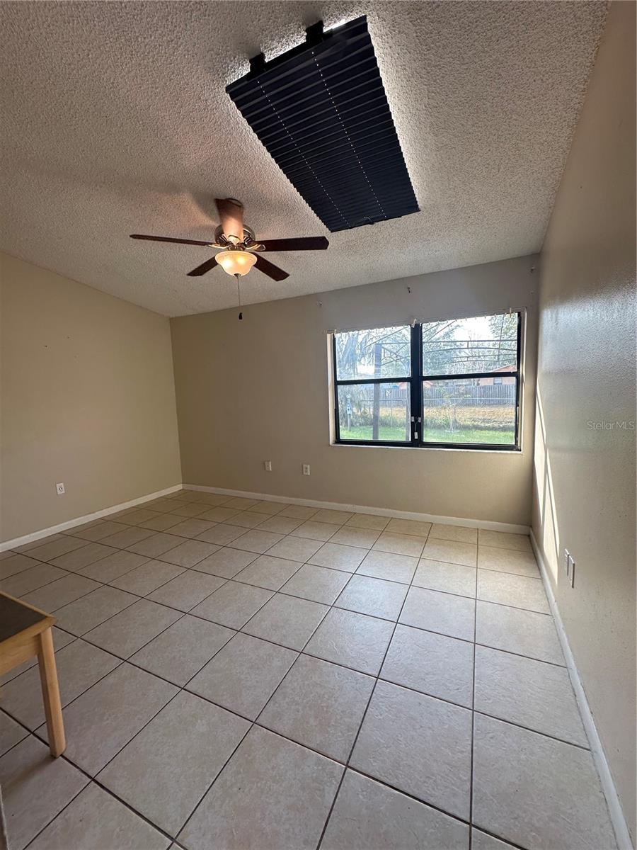 520 CARLSBAD DR, KISSIMMEE, FL, 34758