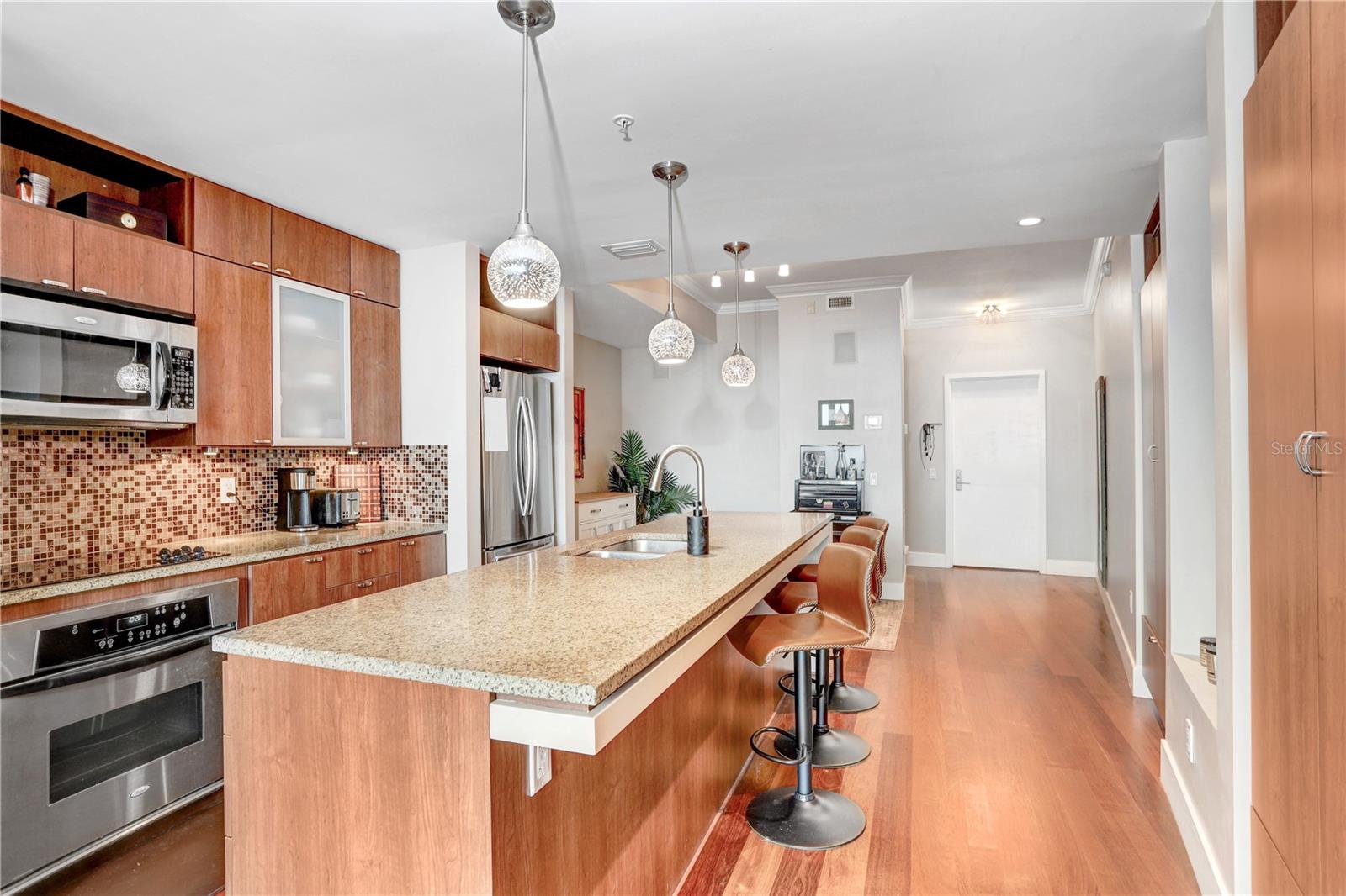 912 CHANNELSIDE DR #2409, TAMPA, FL, 33602