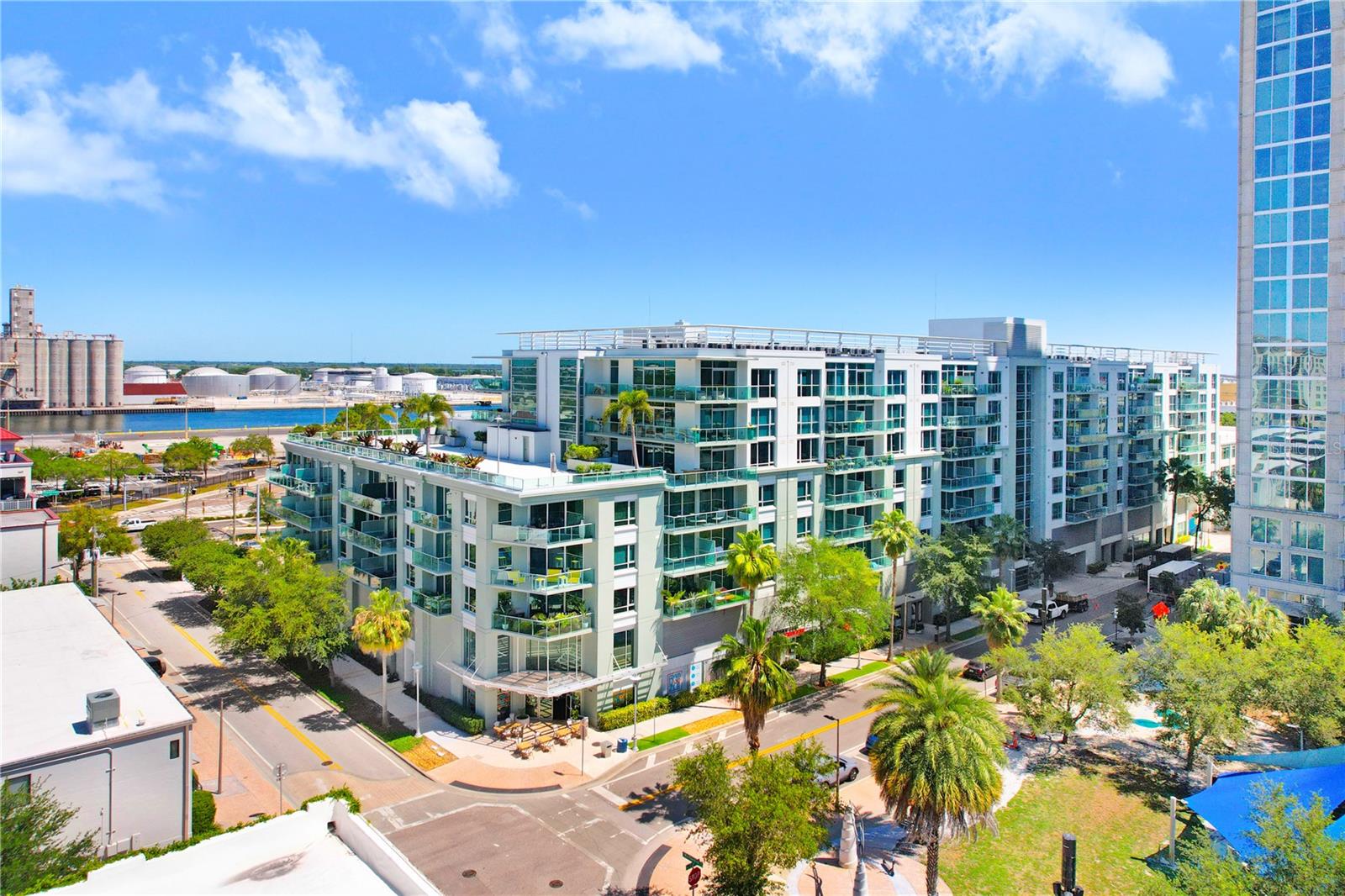 912 CHANNELSIDE DR #2409, TAMPA, FL, 33602