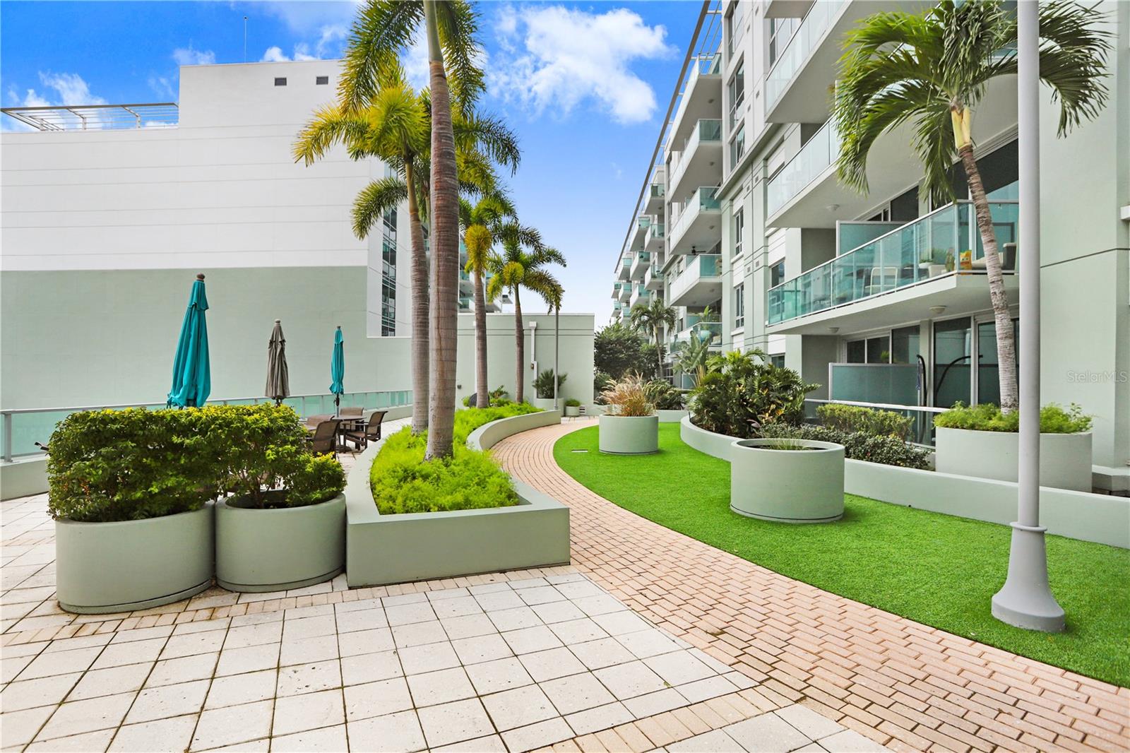 912 CHANNELSIDE DR #2409, TAMPA, FL, 33602