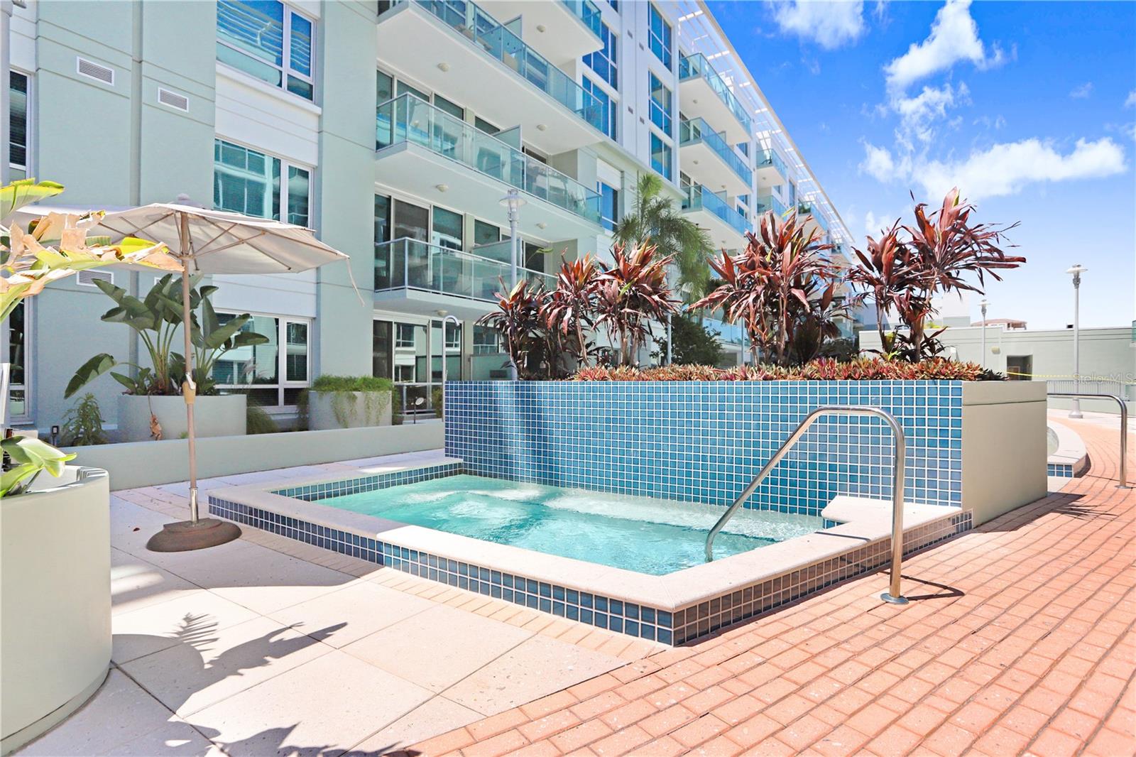 912 CHANNELSIDE DR #2409, TAMPA, FL, 33602