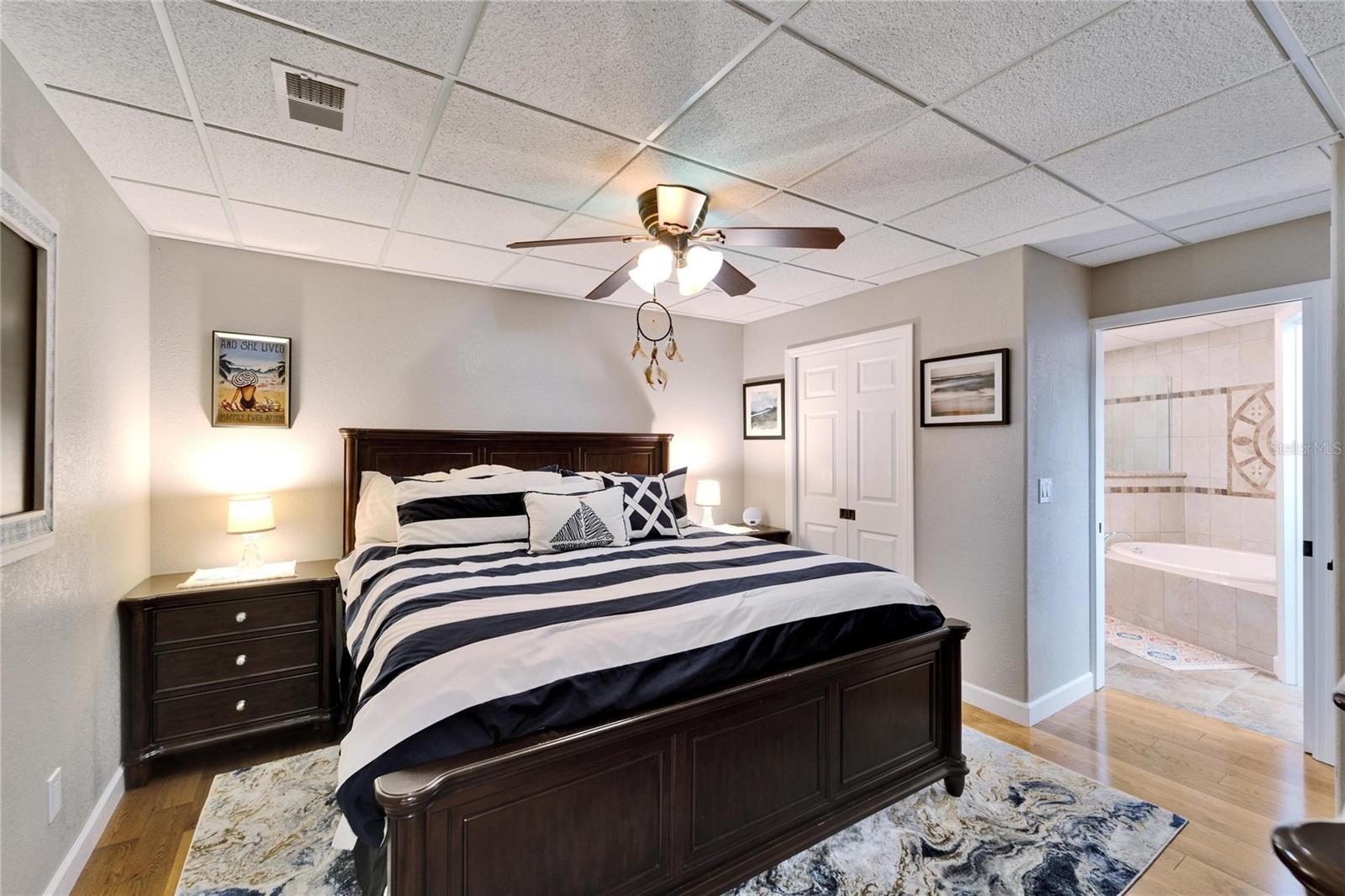 861 SYMPHONY ISLES BLVD, APOLLO BEACH, FL, 33572