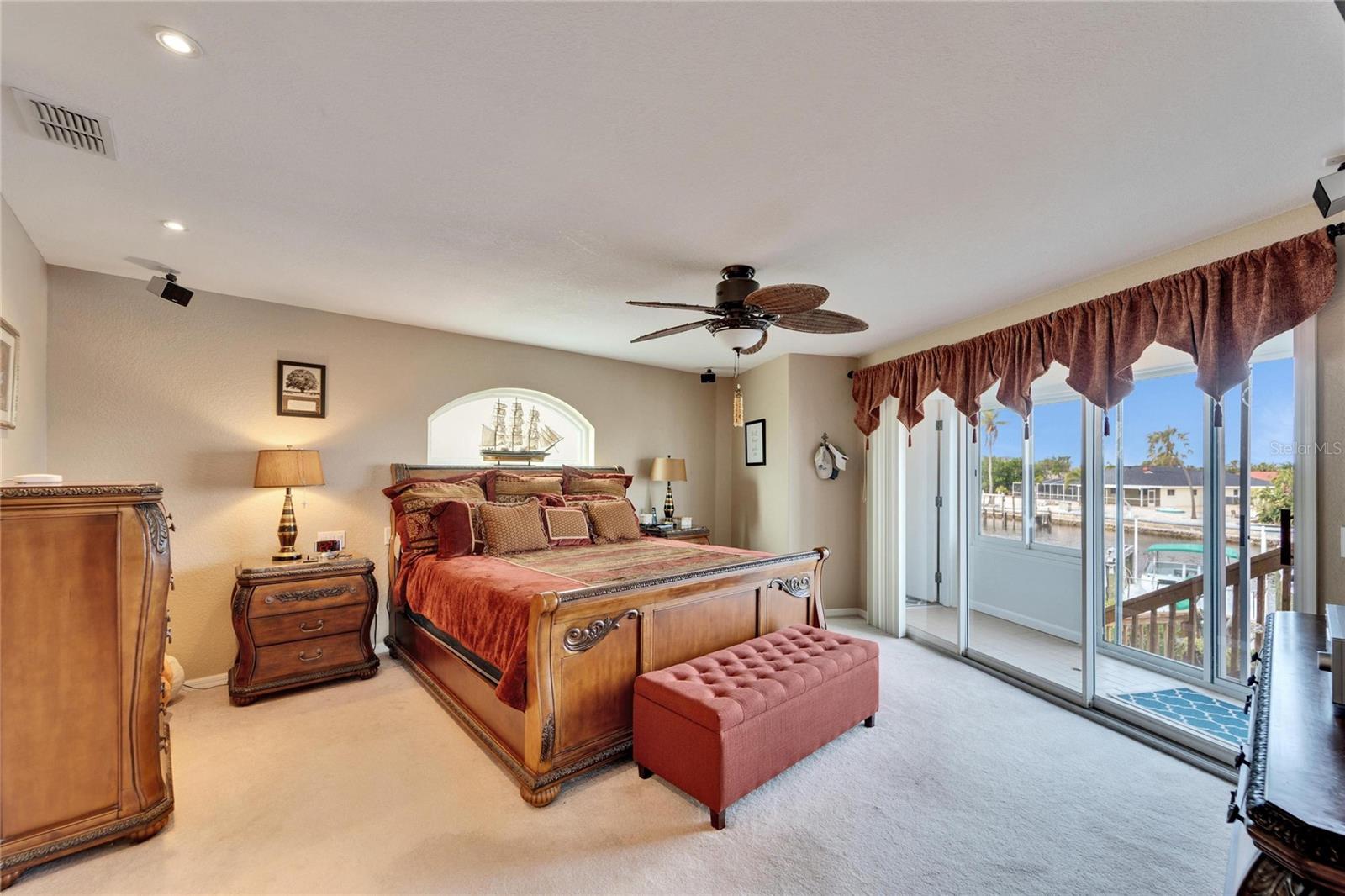 861 SYMPHONY ISLES BLVD, APOLLO BEACH, FL, 33572