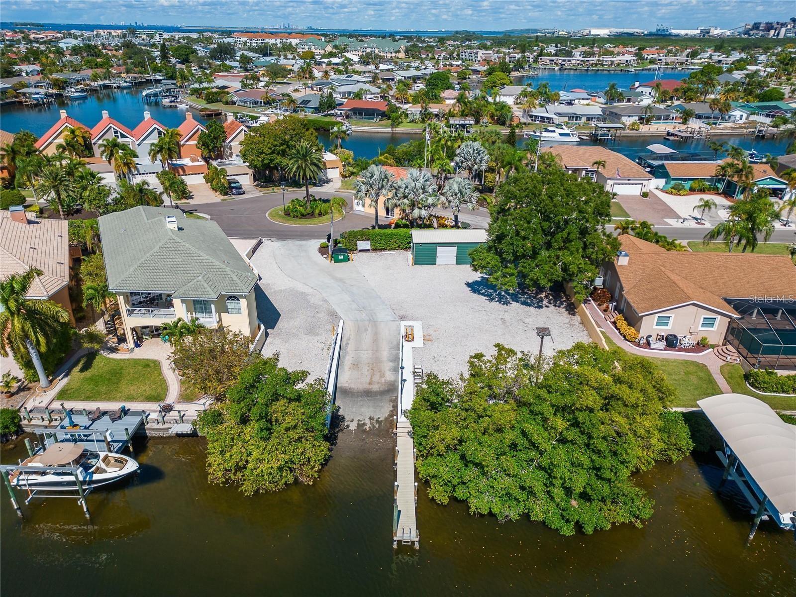 861 SYMPHONY ISLES BLVD, APOLLO BEACH, FL, 33572