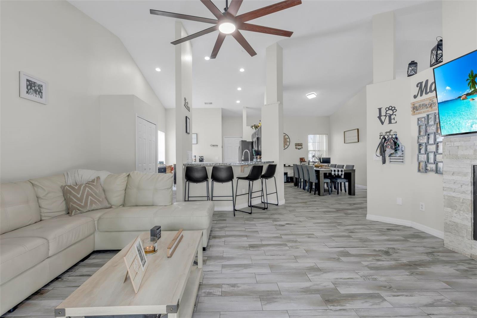 752 AMERICANA CT, KISSIMMEE, FL, 34758