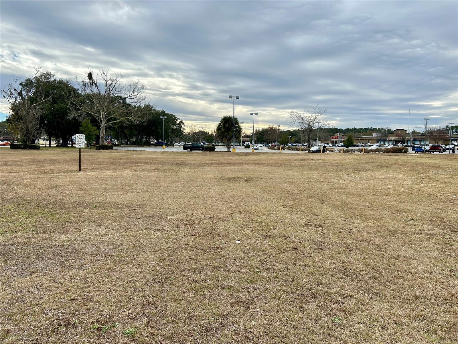 N MAIN ST, GAINESVILLE, FL, 32609