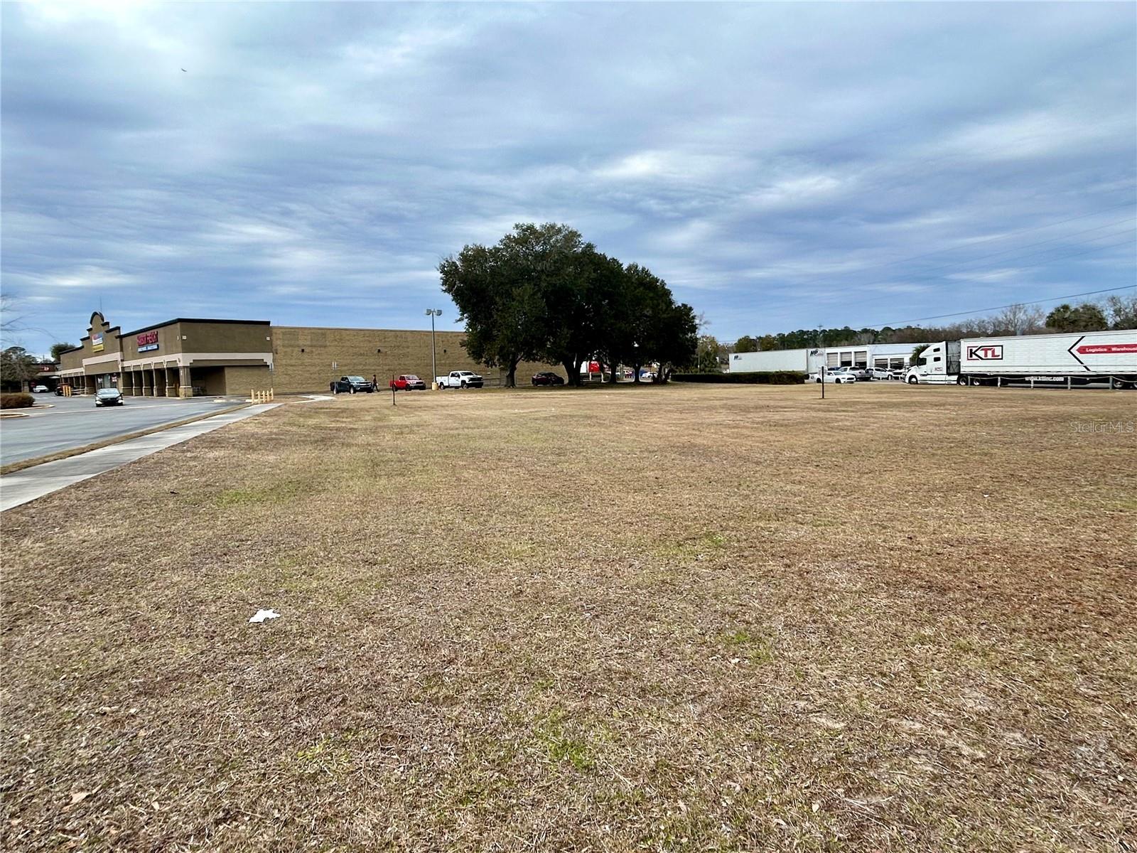 N MAIN ST, GAINESVILLE, FL, 32609