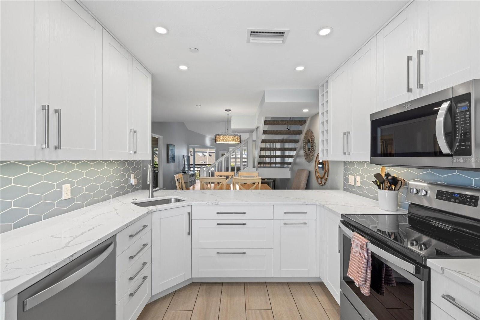1275 SIESTA BAYSIDE DR #1275, SARASOTA, FL, 34242