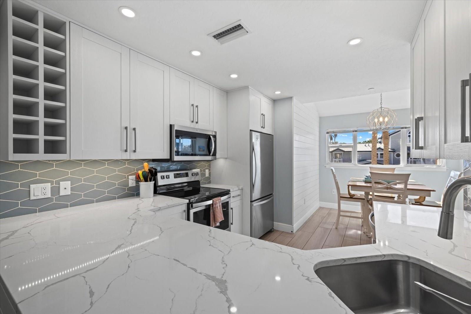 1275 SIESTA BAYSIDE DR #1275, SARASOTA, FL, 34242