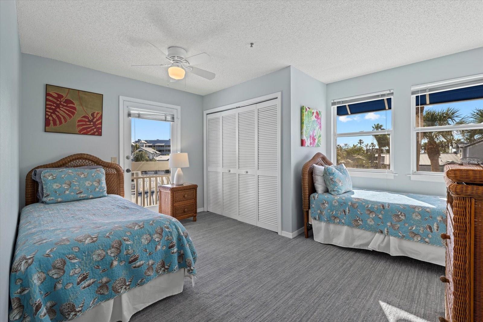 1275 SIESTA BAYSIDE DR #1275, SARASOTA, FL, 34242