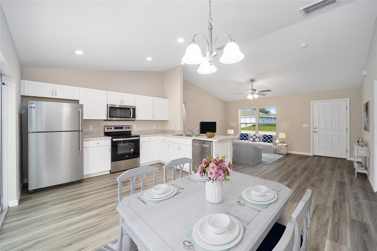 4 LOCUST TER, OCALA, FL, 34472