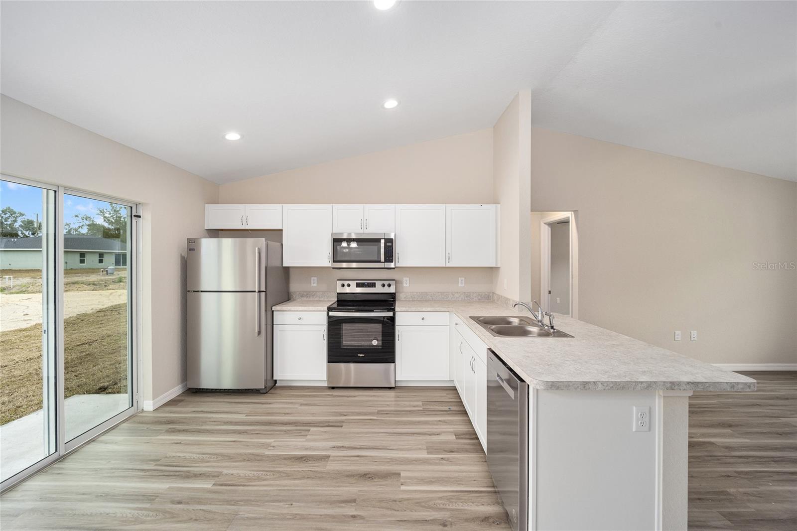 4 LOCUST TER, OCALA, FL, 34472