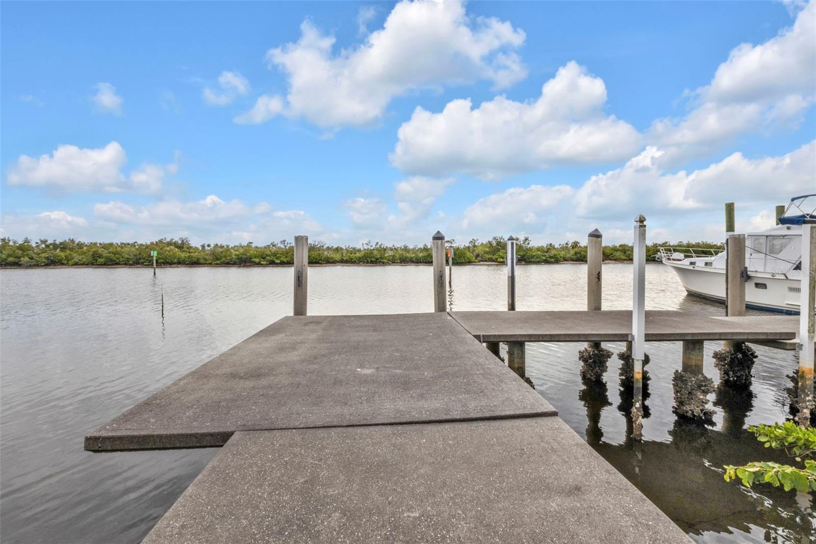 18794 AYRSHIRE CIR, PORT CHARLOTTE, FL, 33948