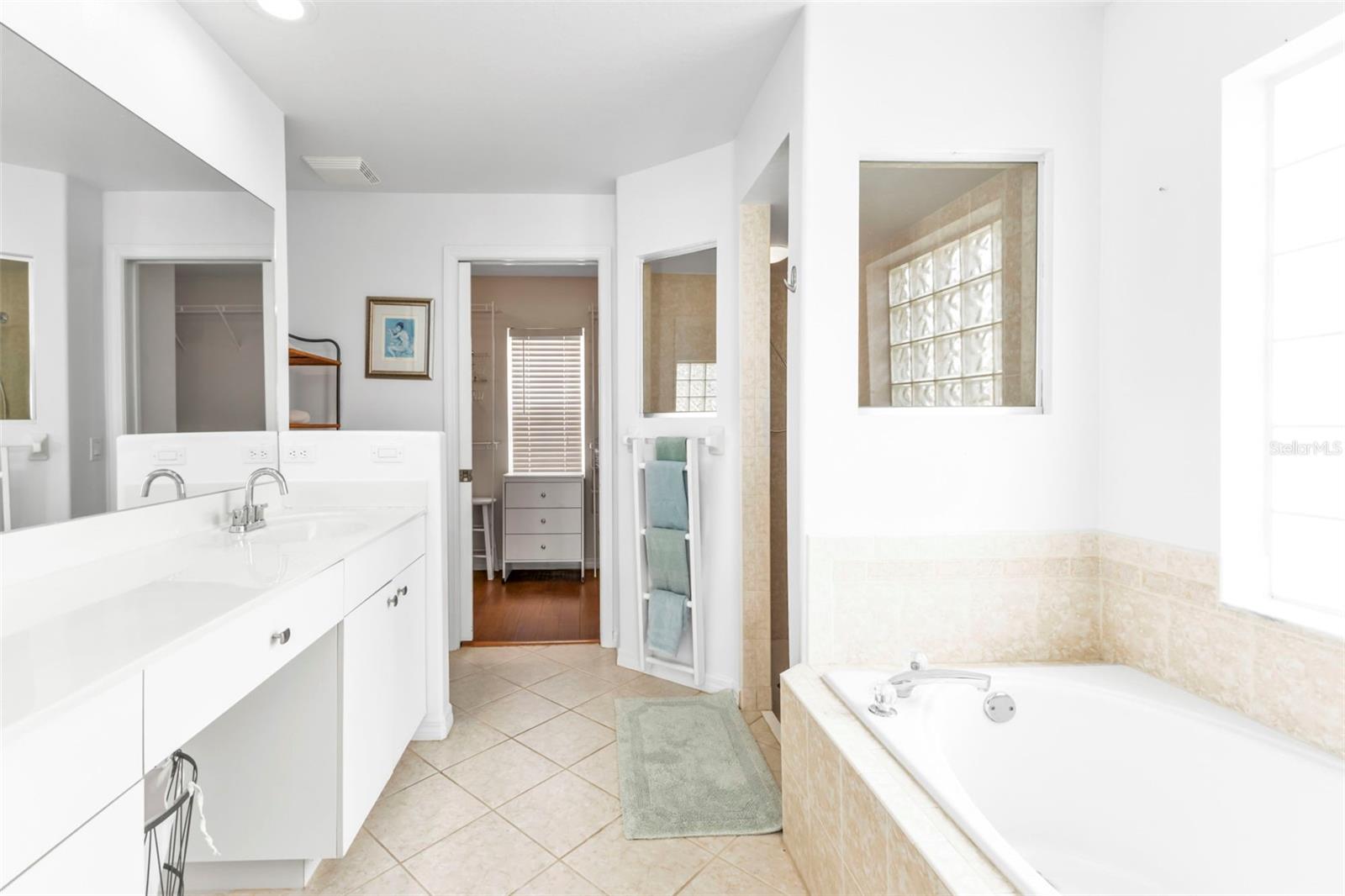 18794 AYRSHIRE CIR, PORT CHARLOTTE, FL, 33948