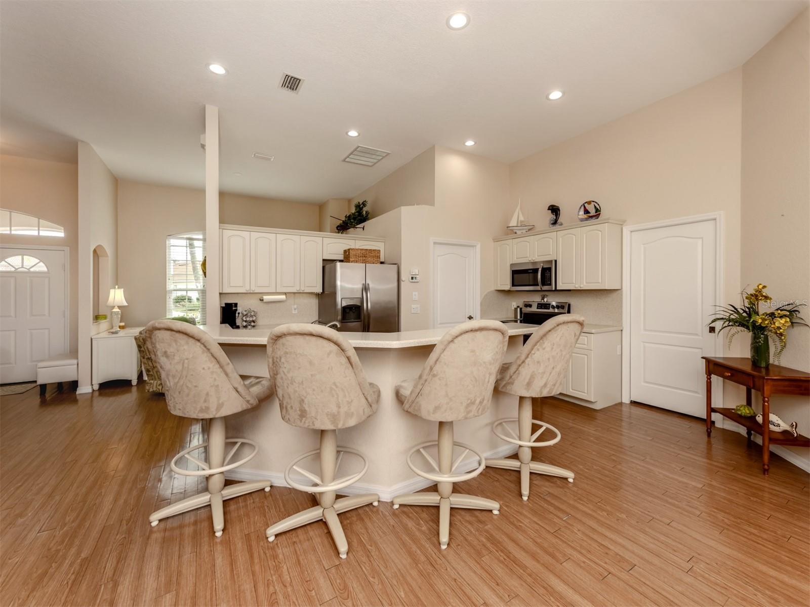 5045 WHITESTONE DR, VENICE, FL, 34293