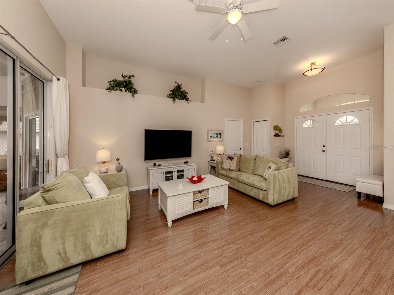5045 WHITESTONE DR, VENICE, FL, 34293