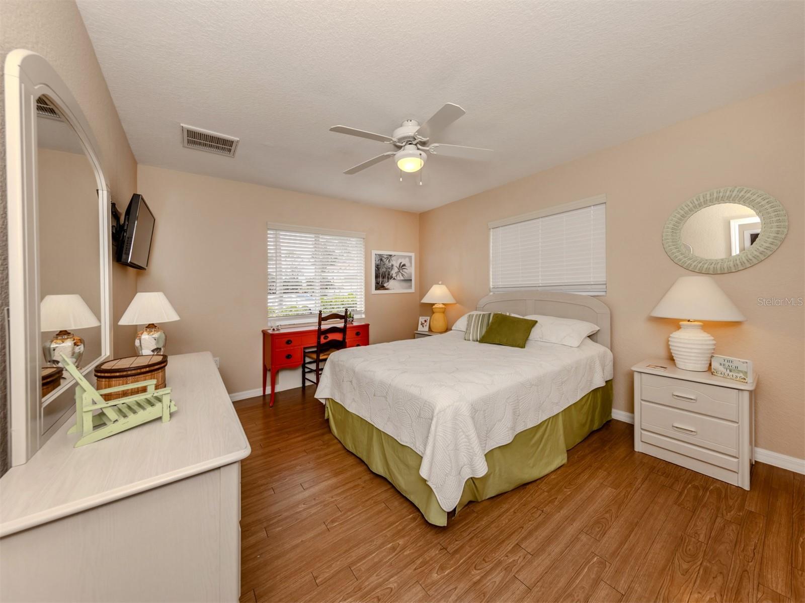 5045 WHITESTONE DR, VENICE, FL, 34293