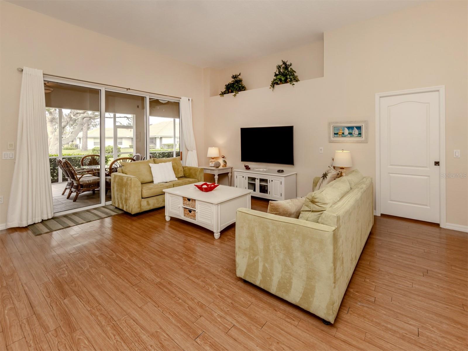 5045 WHITESTONE DR, VENICE, FL, 34293