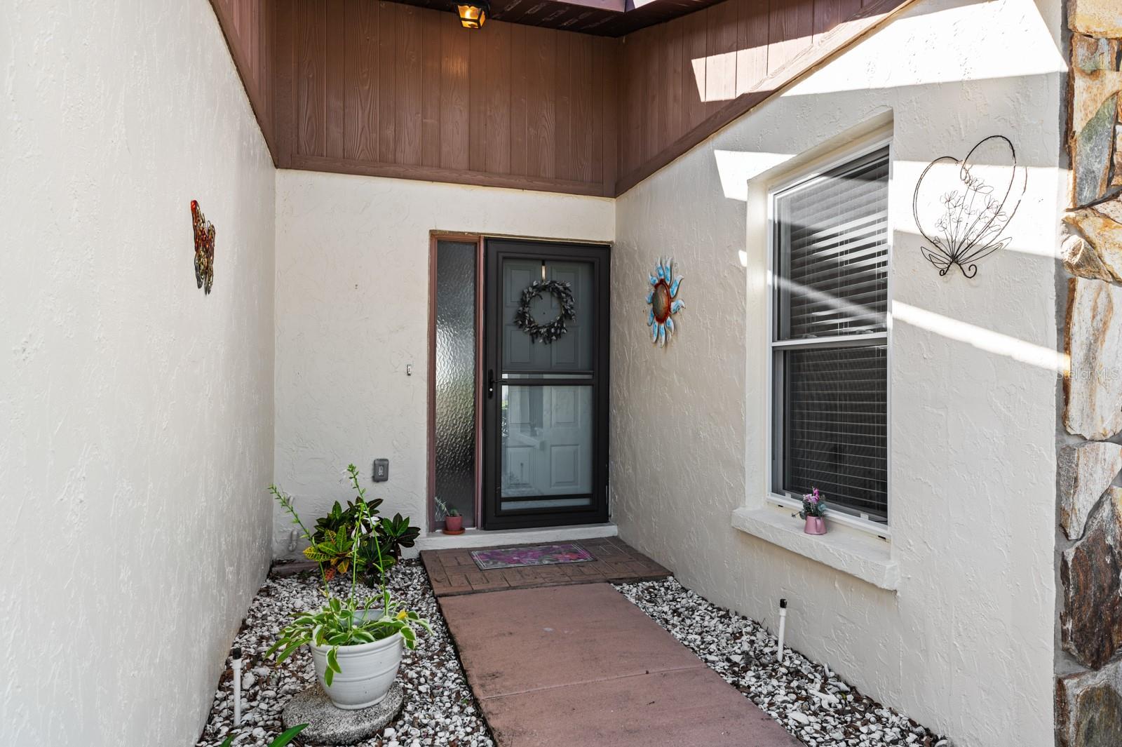 664 LINDEN DR, ENGLEWOOD, FL, 34223