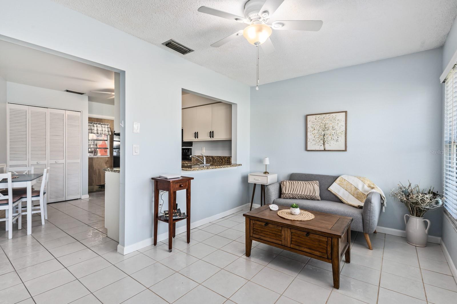 664 LINDEN DR, ENGLEWOOD, FL, 34223