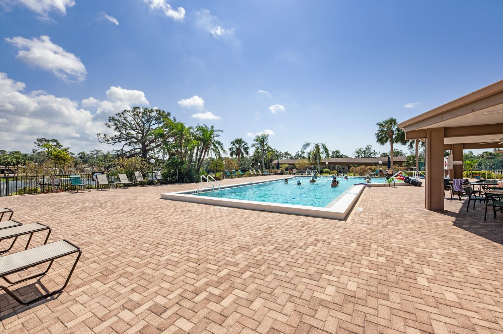 664 LINDEN DR, ENGLEWOOD, FL, 34223