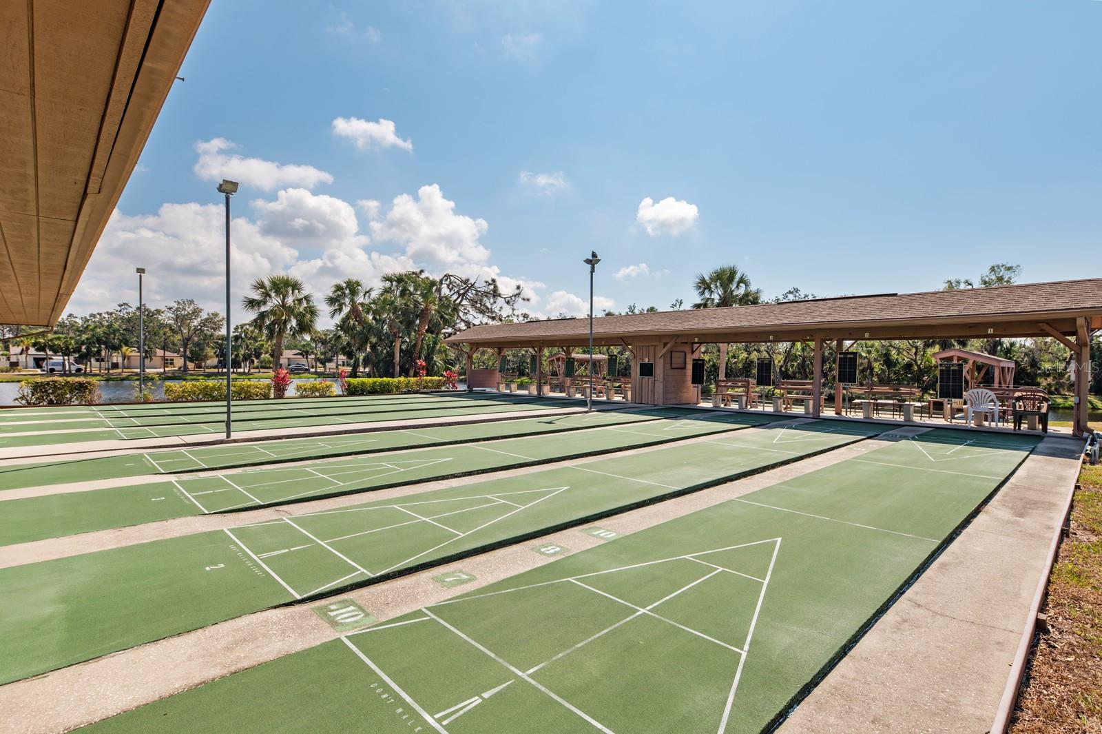 664 LINDEN DR, ENGLEWOOD, FL, 34223