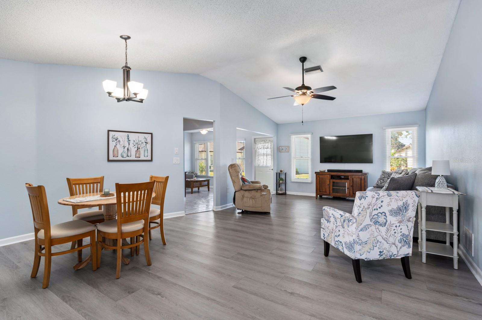 664 LINDEN DR, ENGLEWOOD, FL, 34223