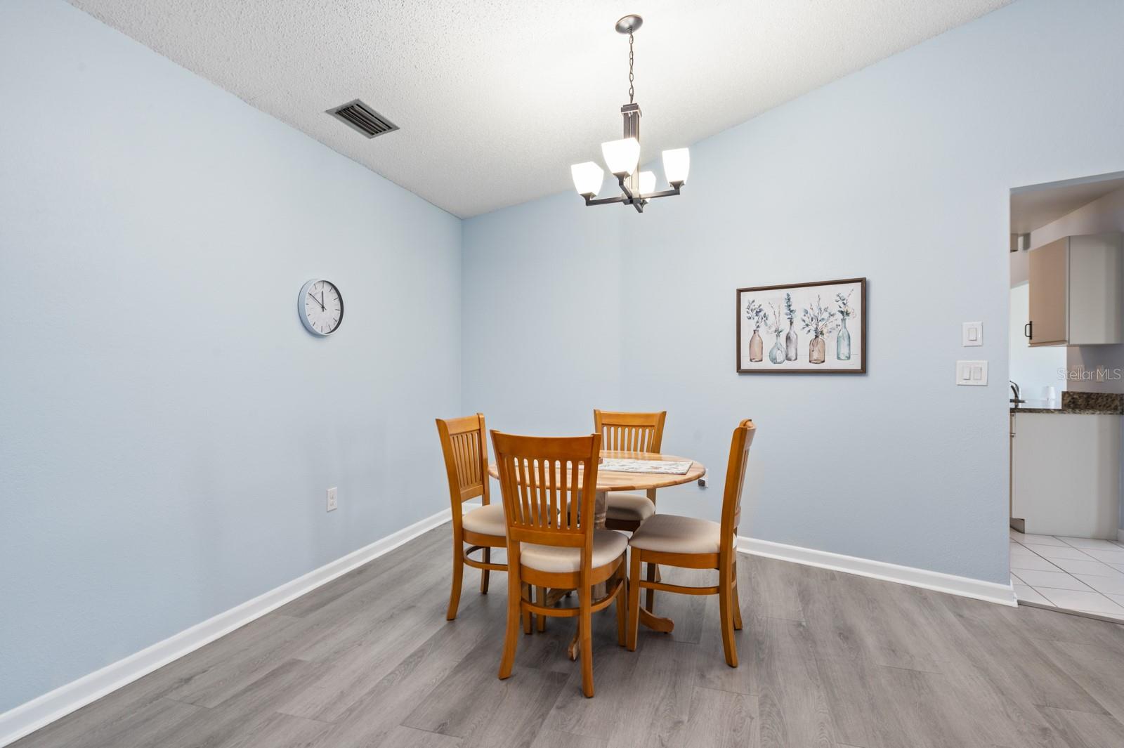 664 LINDEN DR, ENGLEWOOD, FL, 34223