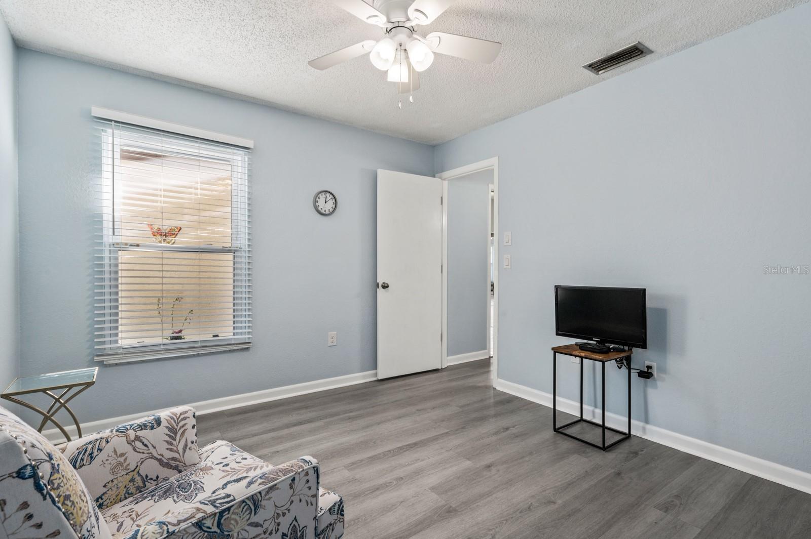 664 LINDEN DR, ENGLEWOOD, FL, 34223