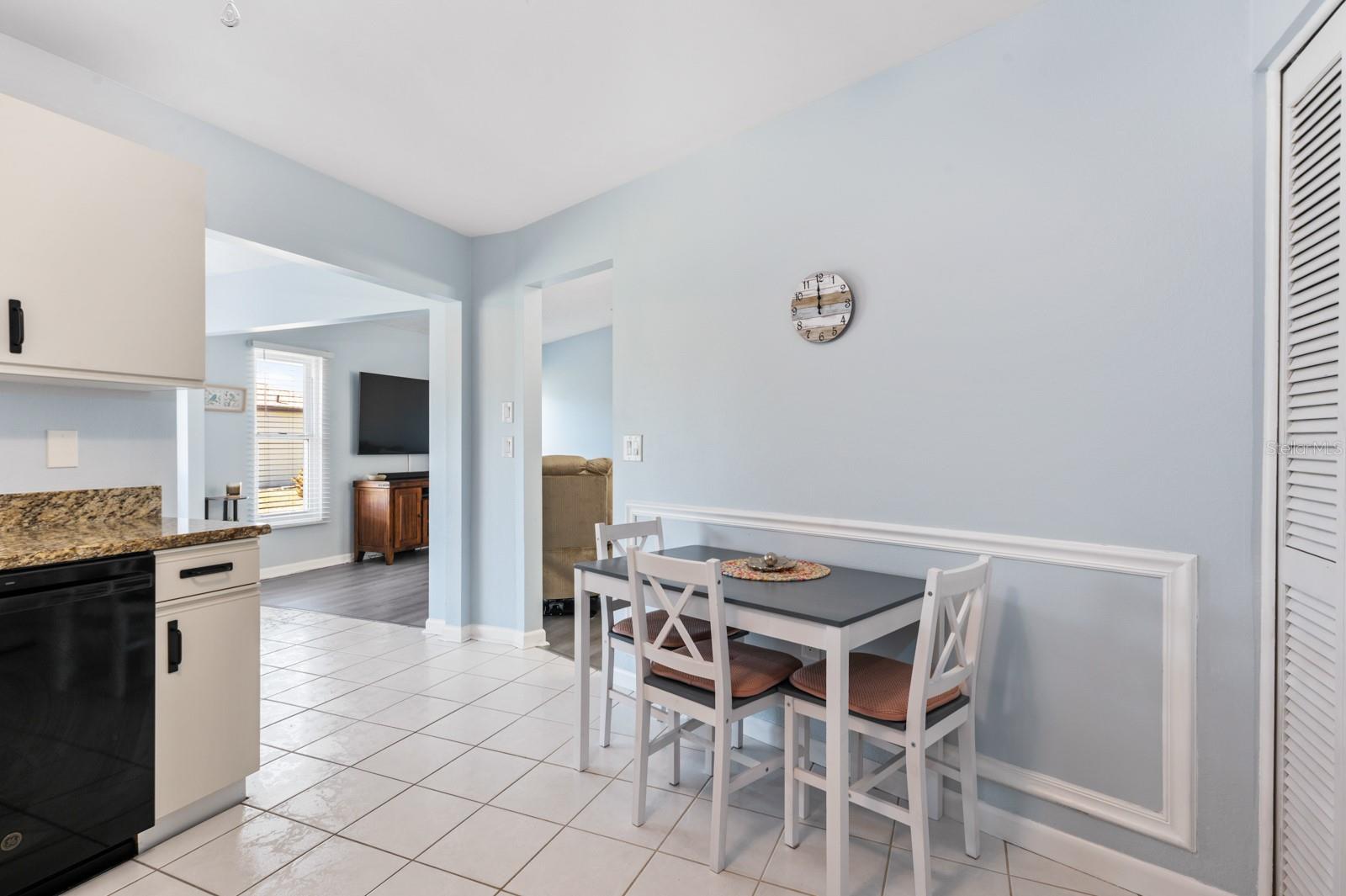 664 LINDEN DR, ENGLEWOOD, FL, 34223