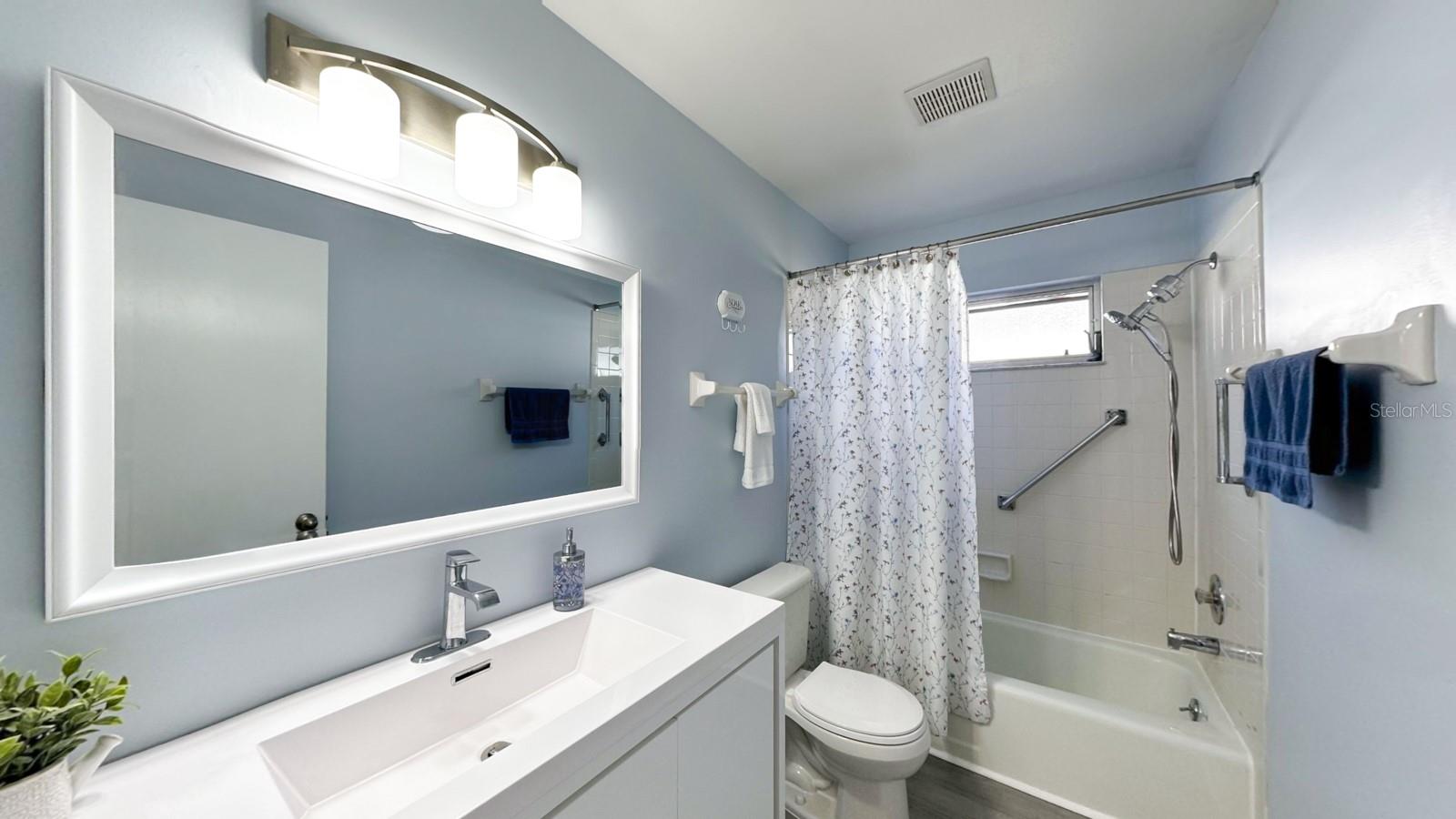 664 LINDEN DR, ENGLEWOOD, FL, 34223