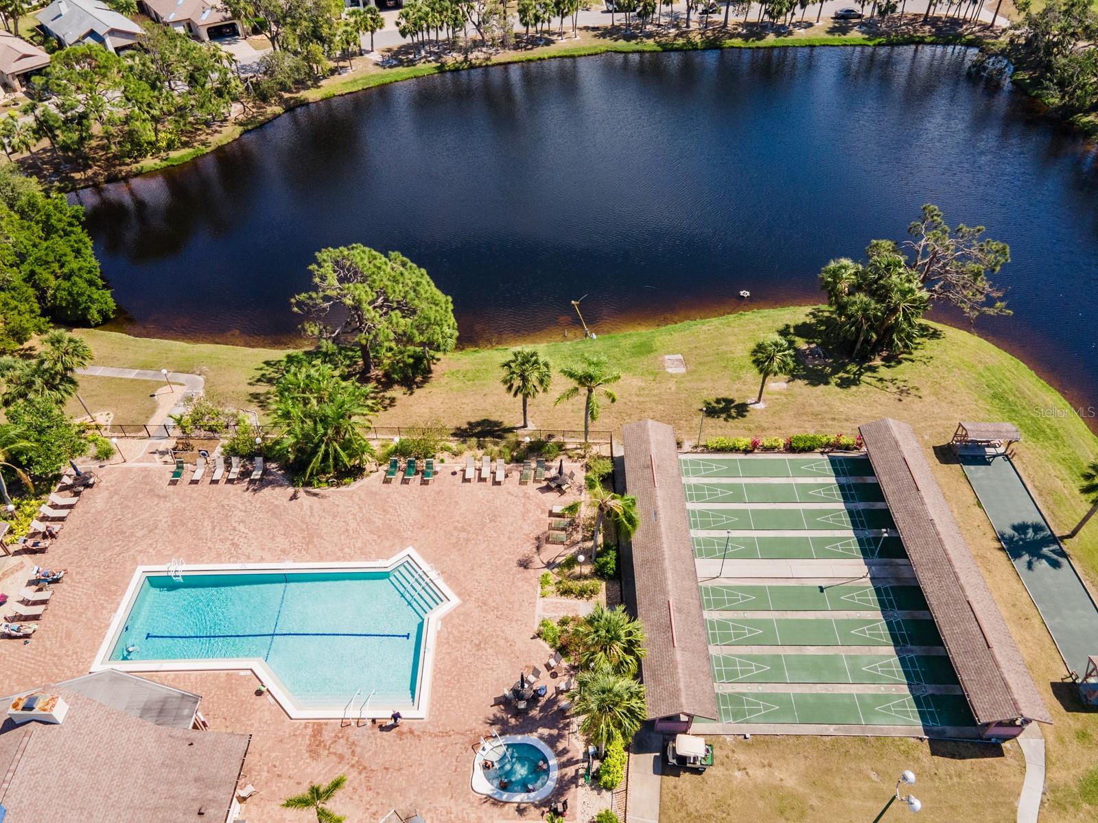 664 LINDEN DR, ENGLEWOOD, FL, 34223