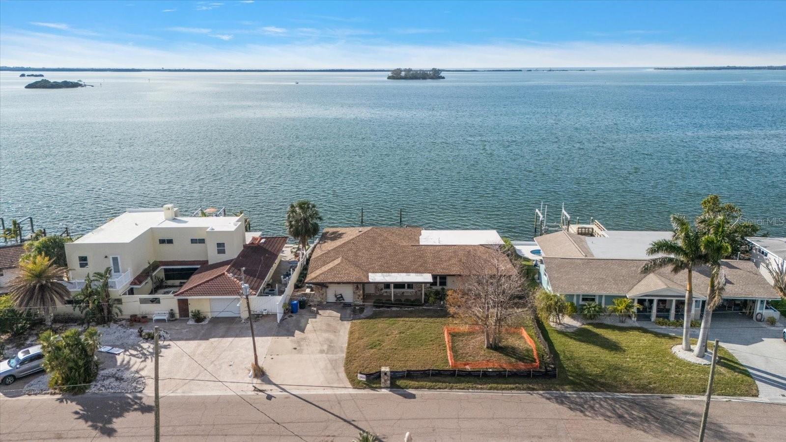 2190 HARBOR VIEW DR, DUNEDIN, FL, 34698