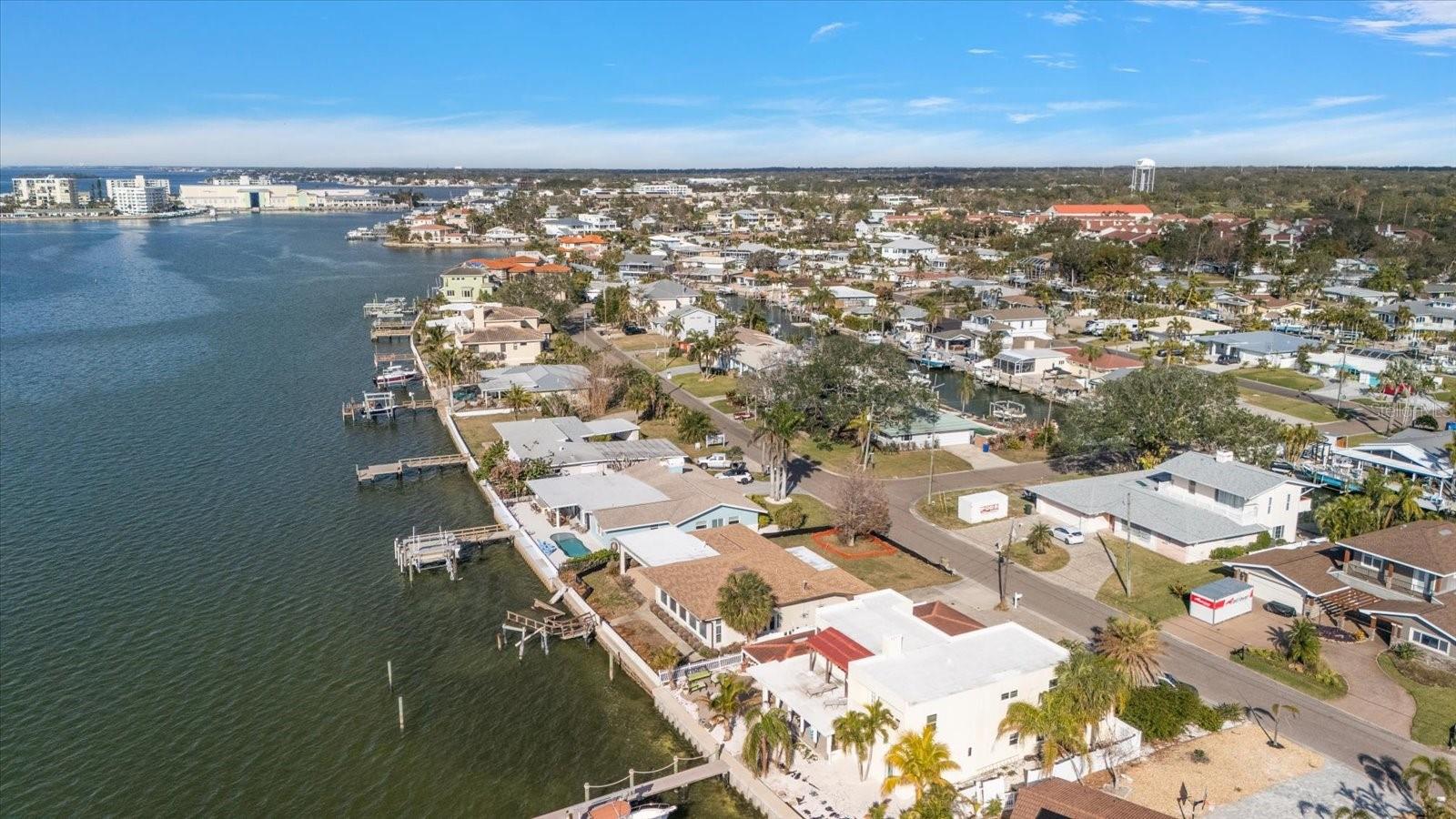 2190 HARBOR VIEW DR, DUNEDIN, FL, 34698