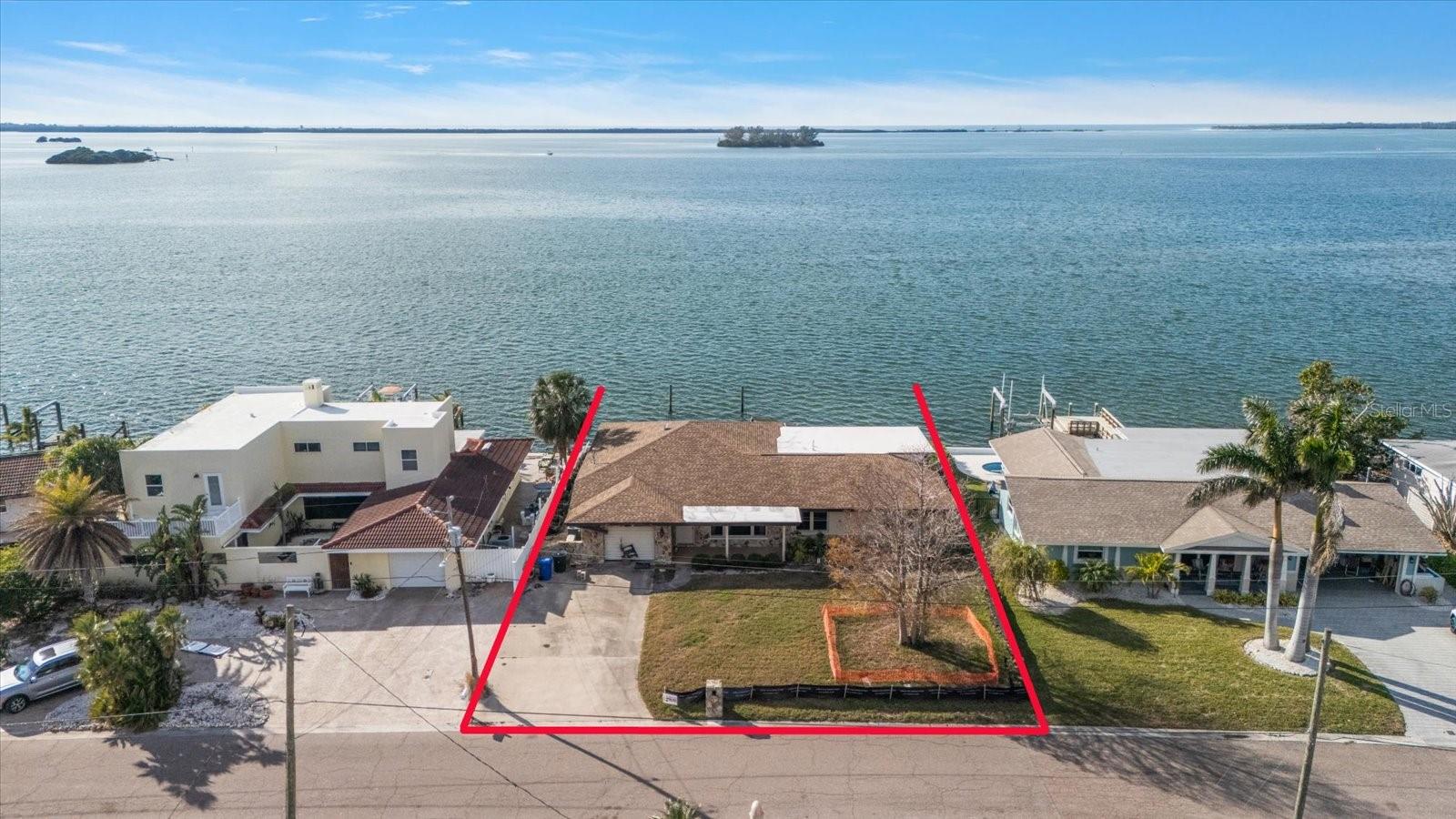 2190 HARBOR VIEW DR, DUNEDIN, FL, 34698