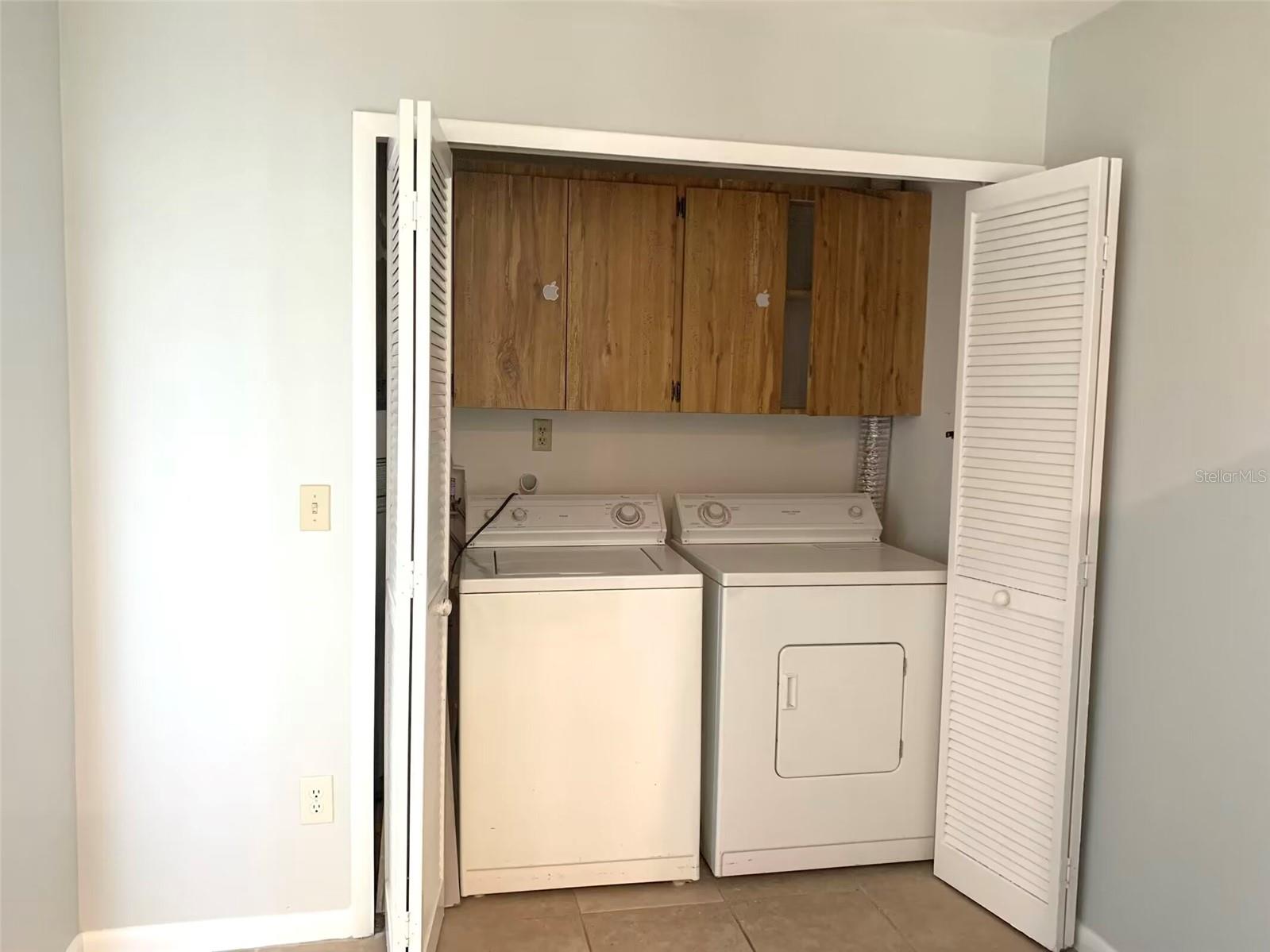 5429 VINELAND RD #S, ORLANDO, FL, 32811