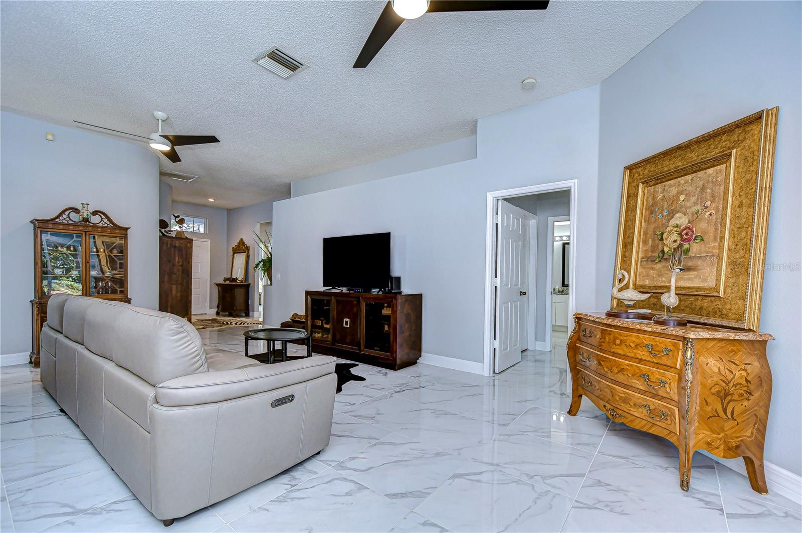 19304 GARDEN QUILT CIR, LUTZ, FL, 33558