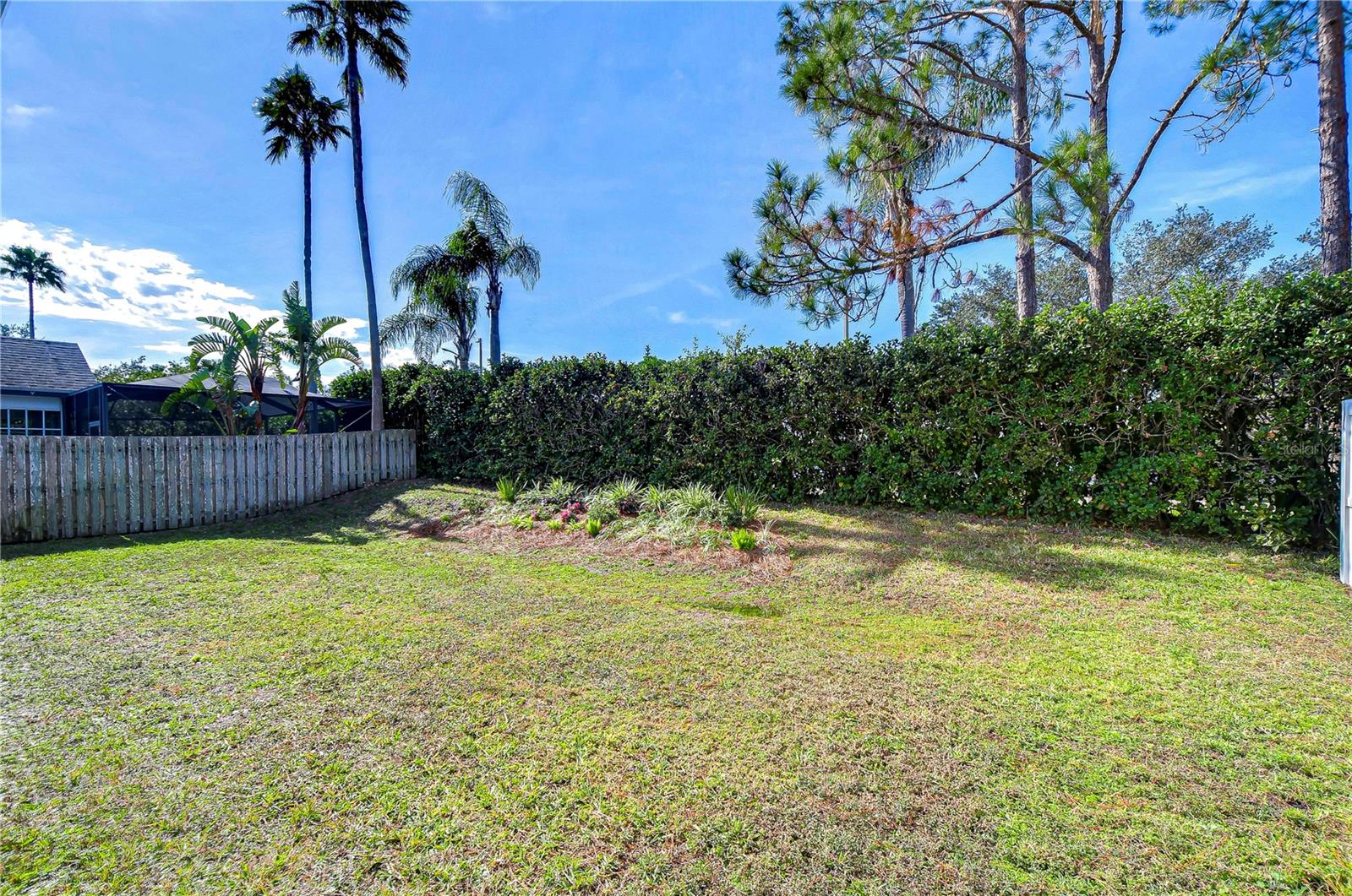 19304 GARDEN QUILT CIR, LUTZ, FL, 33558