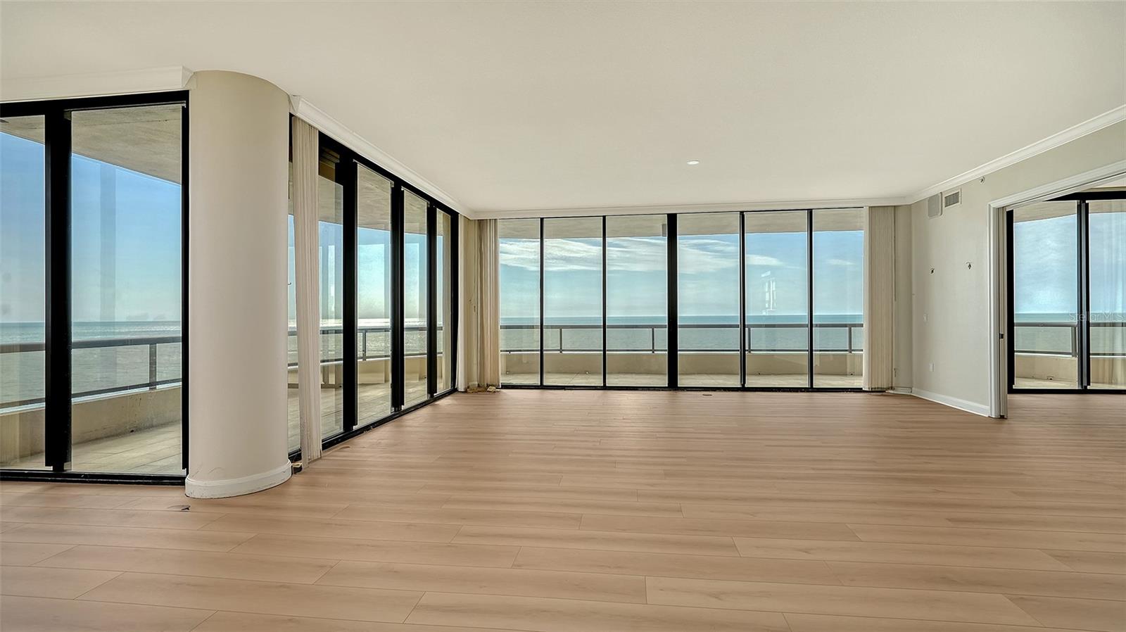 415 L AMBIANCE DR #A701, LONGBOAT KEY, FL, 34228