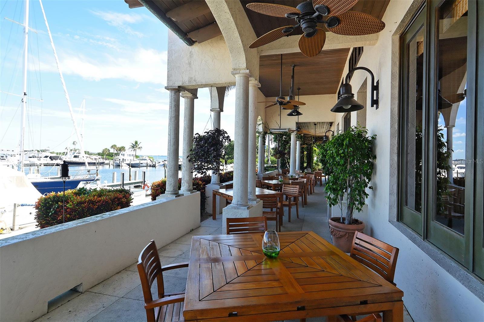 415 L AMBIANCE DR #A701, LONGBOAT KEY, FL, 34228