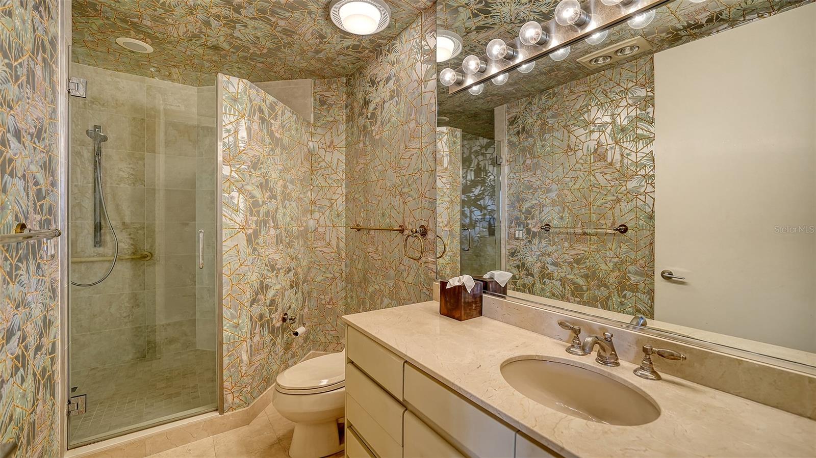 415 L AMBIANCE DR #A701, LONGBOAT KEY, FL, 34228